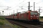 185 157 schleppte am 07.07.2010 13 ihrer Vorg�nger der Baureihen ...