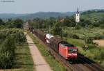 BR 185 mit Zugen 185 111-2 mit einem Mischer bei Denzlingen 14.7.10