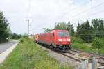 BR 185 mit Zugen 185 320 am 17.07.10 bei Freilassing