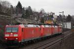 Die 185 057 zog ...  Niklas Eimers 02.02.2012