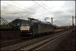 br-185-mrce 185 553 ist solo in Richtung Oberhausen unterwegs. Aufgenommen bei der Kokerei Prosper am 24.02.2010.

