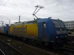 br-185-private Am 06.12.2009 konnte ich in M�nchen Ost bei der Durchfahrt die 185 518 Transped Fotografieren.