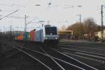 In die untergehende Sonne hinein kam zum Abschlu� des 01.04.2010 ...