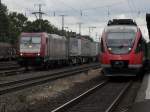 br-185-private Rechts Talent 644 und Links Crossrail 185 in K�ln West am 19.6.10