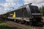 br-185-private RAN 185 573 am 15.6.10 mit leeren Autowagen in Duisburg-Entenfang