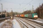 Cobra 2822 (186 214) am 16.02.2010 bei der Einfahrt in ...