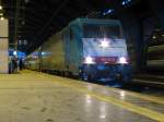 BR 186 186 135-0 mit einem 35 Minuten versp�teten EC nach Warschau, wegen warten auf Anschlussfahrg�ste am 13.02. in Berlin OStbahnhof.