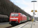 189 017-7 zieht am ...  Felix H�hne 13.04.2010