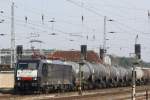 BR 189 CTL Logistik mit der 189 283 zieht einen Kesselwaggonzug durch Neustrelitz. 08.04.2010  