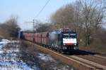 ES64F4-289 mit einem Kohlezug in Ahlten am 9.3.10.  ...