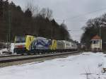 br-189-dispolok Die ES 64 F4-012 und die ES 64 F4-004 mit dem ekol KLV-Zug am 13.03.2010 bei der Durchfahrt in A�ling. 