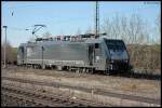 br-189-dispolok Auch endlich mal eine vor die Linse bekommen, eine 189er Dispolok von MRCE bei der Durchfahrt von Viersen.
06.04.10 15:52
