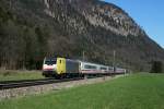 189 989 mit EC 85 am 7.4.2010 bei Niederaudorf.  ...