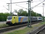 Lokzug trifft in Krefeld Hbf. ein, European Bulls ES64F4-091 ziehend,
MRCE ... Lokzug trifft in Krefeld Hbf. ein, European Bulls ES64F4-091 ziehend,
MRCE ...