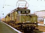 193 006 (dahinter 144 ...  Andreas Zehden 23.09.2011