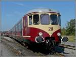 Die beiden noch erhaltenen Westwaggon Triebz�ge 201/211 und 208/218 (Bj ...