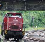 Lok Nr.20 der PBSV f�hrt bei Fulda Richtung Bebra  ...