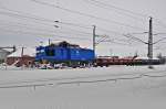 BR 203 203 011 der PRESS mit ihren 2 Wagen auf dem Weg zum Bf Stralsund am 04.02.2010 von der Insel R�gen kommend