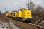 BR 203 203 303 mit einem Bauzug in Hannover Limmer am 20.02.2010