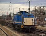 V100-SP-005 Truus von Spitzke durcheilt am 20.03.10 den Bahnhof M�nchen-Heimeranplatz ...