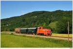 br-2067 Sonderzug (SR19664) der Dieselnostalgie mit 2067.14 von Sigmundsherberg nach Hadersdorf a.Kamp; Hier zw. Sch�nberg a.Kamp und Z�bling (2); 27.6.2010.