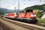 Die Diesellok 2068 047 zieht den Messzug mit den beiden ... Die Diesellok 2068 047 zieht den Messzug mit den beiden ...