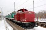 V 100 2009 der Neustelitzer Hafenbahn steht am 18.02.10 mit ...