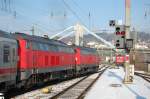 Aufgrund von starkem Gegenlicht war am 7.1.2010 im Ulmer Hauptbahnhof ...