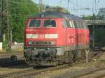 218 457 beim Rangieren in ULM HBF am 23.05.2010  ...