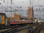 (11.12.2009) 218 424 schiebt den RE 12 aus Trier in ...