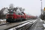 BR 218 mit Zugen Eine Viertelstunde sp�ter kam der Gegenzug nach M�hldorf/Inn, bespannt mit 218 426-5. H�rlkofen am 06.02.10.