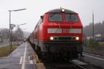 218 151-9 mit dem RE 12 nach Trier, kurz vor ...