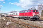 218 385-3 steht im Bahnhof Munster. 05.03.10  ...