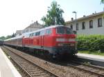 BR 218 mit Zugen Am 27.06.2010 wartete 218 478-6 in Winden (Pfalz)auf die weiterfahrt nach Karlsruhe.