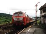 218 129-5 mit eine sehr bunte RE 12053 (RE 17 ...
