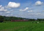 Geschoben von einer 218 f�hrt IRE 4230 (Lindau Hbf-Stuttgart Hbf) ...