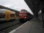 Hier 219 084-1 mit ...  Alexander Borchardt 16.06.2010