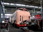 br-220-db-v-200 Ein neues Lokleben beginnt. Ob das wohl die -416- oder die -422- vom letzten Jahr ist? (Werksbesichtigung im Arriva Werk Neustrelitz am 29.03.08)