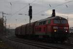 Die 225 133 zieht ...  Niklas Eimers 14.12.2011