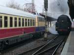 W�hrend die E10 1239 ...  Patrick Sesseler 23.05.2010