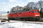 232 654 wartet am eisigen 24.12.09 in Ratingen-Lintorf auf Weiterfahrt ...