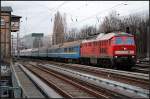 232 252-7 mit dem D-Zug Saratov-Berlin nach Bln.-Lichtenberg wegen Gleisbauarbeiten ...