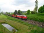 232 255-0 ist am 24.05.10 in Obermylau Richtung Reichenbach/V. unterwegs. ...