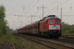 232 906-8 mit einem Kohlezug in Lintorf am 26.04.2010  ...