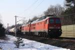 233 373 mit einer unbekannten Schwester mit einem gemischten G�terzug ...