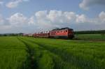 233-289 mit einem Umleiterg�terzug auf der KBS 855 am 22.5.2010) ...