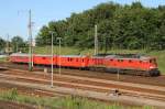 233 562-8 schiebt den Eberswalder Hilfszug ins Ausbesserungswerk Eberswalde 11.06.2010 ...