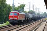 233 698-0 mit Kesselwagenzug ...  Volker St�ckmann 17.06.2011