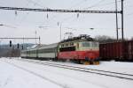 BR 242 242 222 erreicht mit Os7373, am 15.02.2010, den Bf Doln� �andov an der tschechischen KBS170.