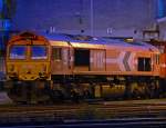 DE668 zur blauen Stunde im BW der HGK in Br�hl ...